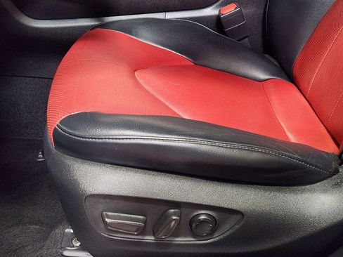 Used 2022 Toyota Highlander XSE image 45