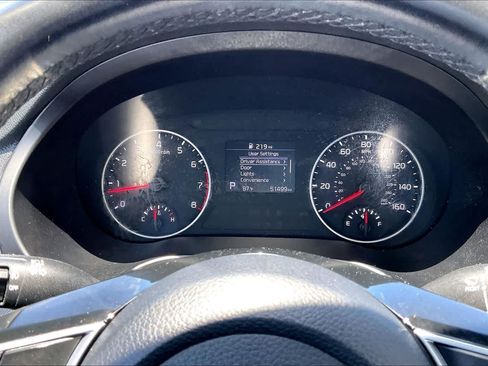 Used 2021 Kia Seltos S FWD image 17