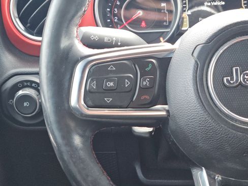 Used 2018 Jeep Wrangler Unlimited Rubicon AWD/4WD image 21