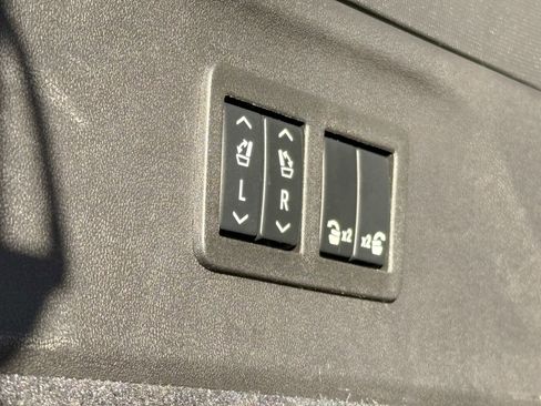 New 2025 Cadillac Escalade IQ Sport 2 AWD/4WD image 58