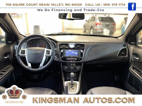 Used 2012 Chrysler 200 S image 21