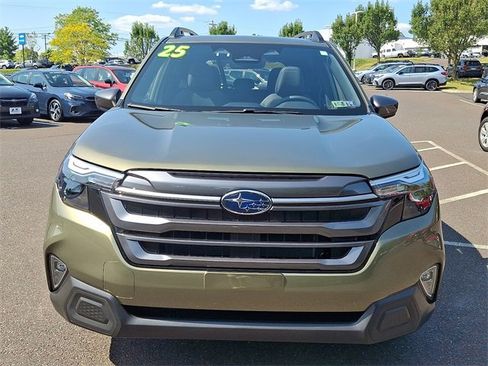 Certified 2025 Subaru Forester Premium image 2