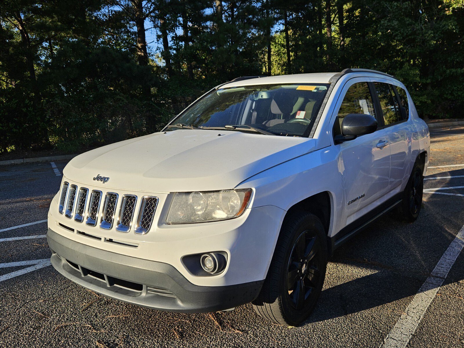 Used 2016 Jeep Compass Sport w/ Power Value Group FWD image 3