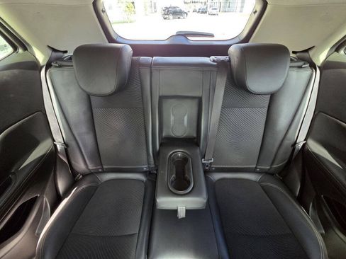 Used 2014 Buick Encore FWD image 31