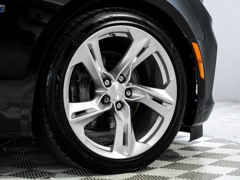 Used 2019 Chevrolet Camaro SS RWD image 56