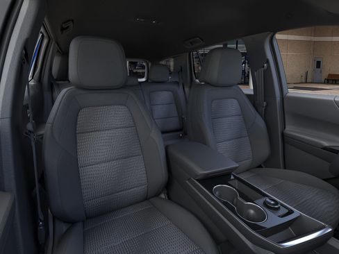 New 2026 Chevrolet Equinox LT w/ Safety and Technology Package image 16