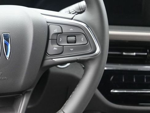 New 2026 Buick Envista Avenir FWD image 29