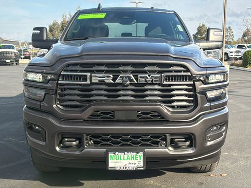 New 2026 RAM 2500 Big Horn AWD/4WD image 8