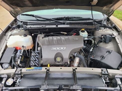 Used 2002 Buick Le Sabre Custom w/ Prestige Pkg FWD image 16