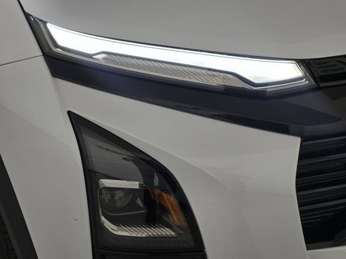 New 2026 Chevrolet Equinox RS w/ Convenience Package III FWD image 10