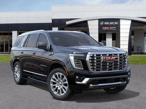 New 2026 GMC Yukon Denali w/ Sun & Power Step Package image 7
