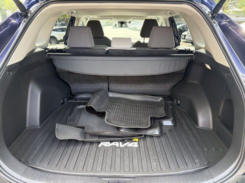Used 2025 Toyota RAV4 XLE w/ Convenience Package AWD/4WD image 19