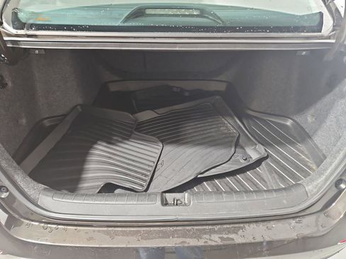 Used 2018 Honda Accord Touring image 23