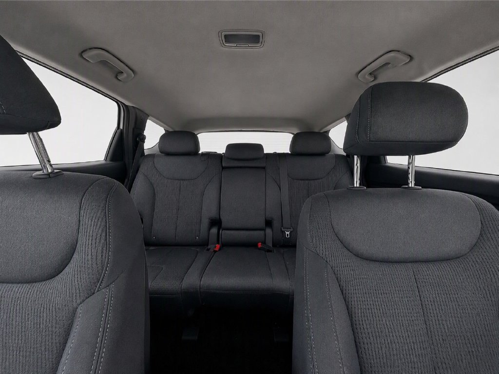 Used 2023 Hyundai Santa Fe SE AWD/4WD image 29