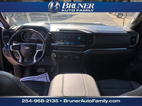 Used 2024 Chevrolet Silverado 3500 LTZ w/ LTZ Convenience Package image 20