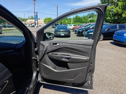 Used 2016 Ford Escape SE AWD/4WD image 24