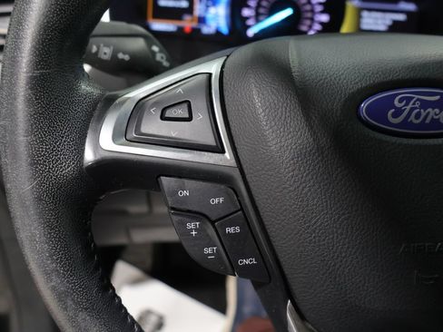 Used 2020 Ford Edge SEL FWD image 35