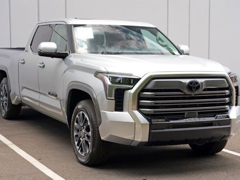 Used 2022 Toyota Tundra Limited AWD/4WD image 57