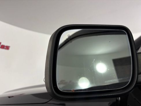 Used 2019 Ford Explorer Limited w/ Class III Trailer Tow Package AWD/4WD image 16