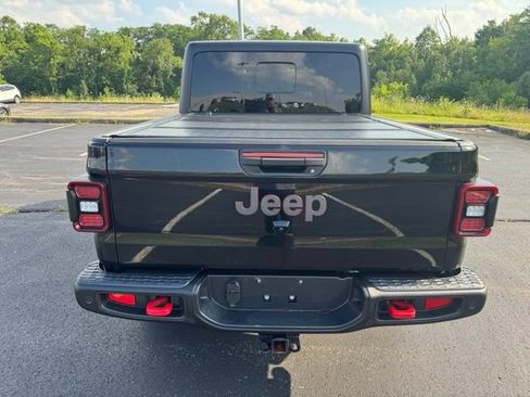 Used 2021 Jeep Gladiator Rubicon AWD/4WD image 4