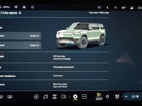 Used 2025 Rivian R1S Adventure AWD/4WD image 7