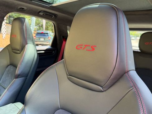 Used 2023 Porsche Cayenne GTS w/ Assistance Package AWD/4WD image 32