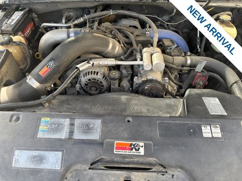Used 2002 Chevrolet Silverado 2500 LT w/ Off-Road Skid Plate Pkg AWD/4WD image 28