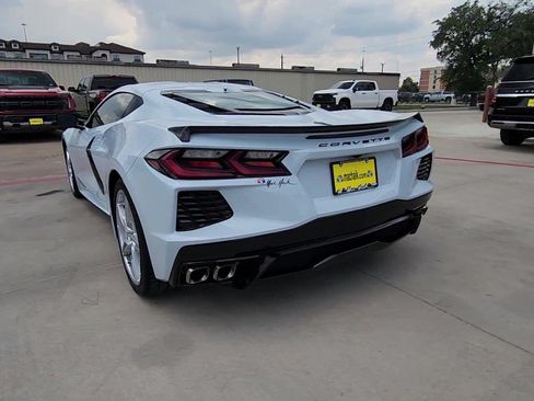 Used 2022 Chevrolet Corvette Stingray Preferred Cpe RWD image 7