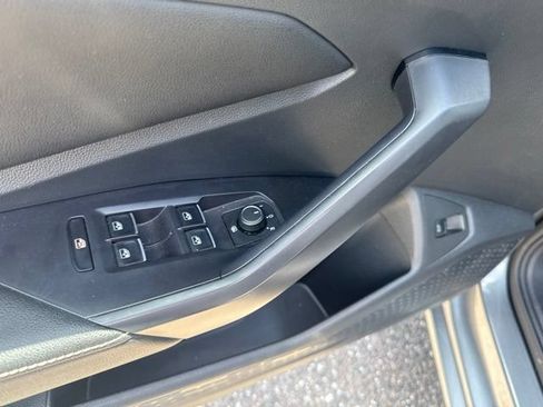 Used 2025 Volkswagen Jetta S FWD image 7