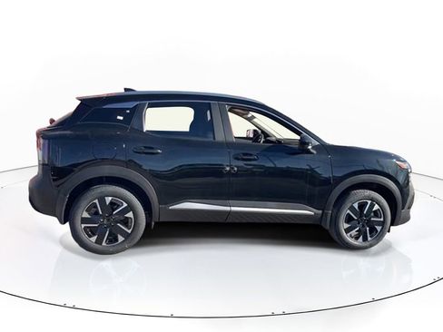 New 2026 Nissan Kicks SV w/ Cold Weather Package AWD/4WD image 4