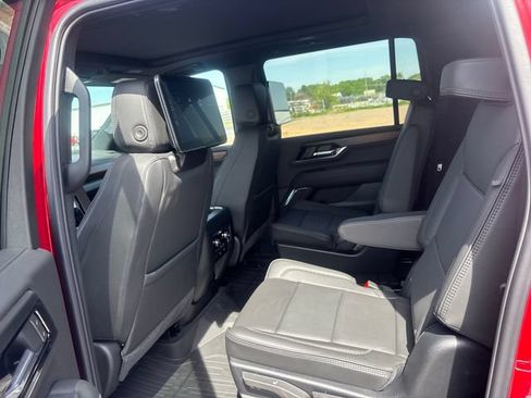 New 2026 GMC Yukon XL Denali w/ Denali Reserve Package AWD/4WD image 28