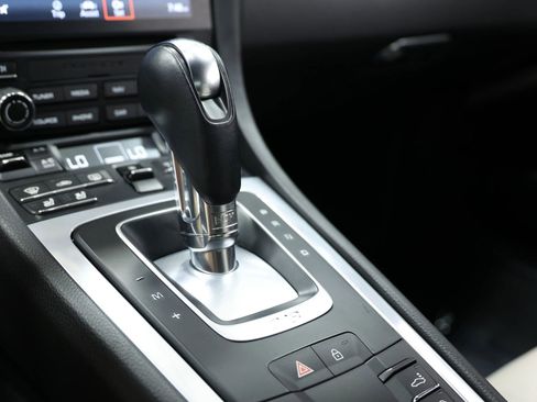 Used 2021 Porsche 718 Cayman RWD image 37