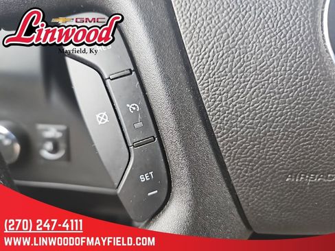 Used 2024 Chevrolet Express 2500 w/ Driver Convenience Package RWD image 16