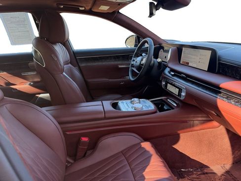 Used 2024 Genesis G90 3.5T AWD/4WD image 15