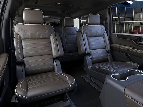 New 2026 GMC Yukon XL Denali Ultimate AWD/4WD image 17