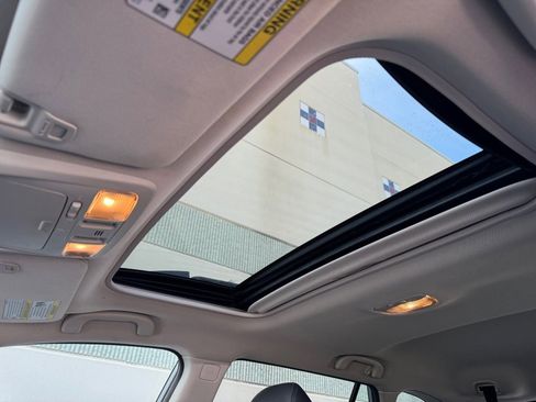 Used 2015 Subaru Outback 3.6R Limited image 21