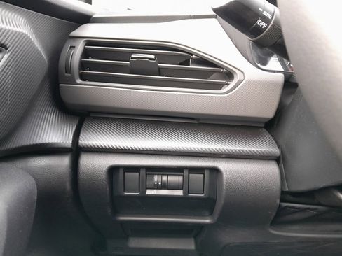 Certified 2025 Subaru Crosstrek 2.5i Limited image 13