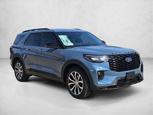 New 2026 Ford Explorer ST-Line RWD image 7