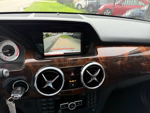 Used 2014 Mercedes-Benz GLK 250 GLK 250 BlueTEC AWD 4MATIC 4dr image 36