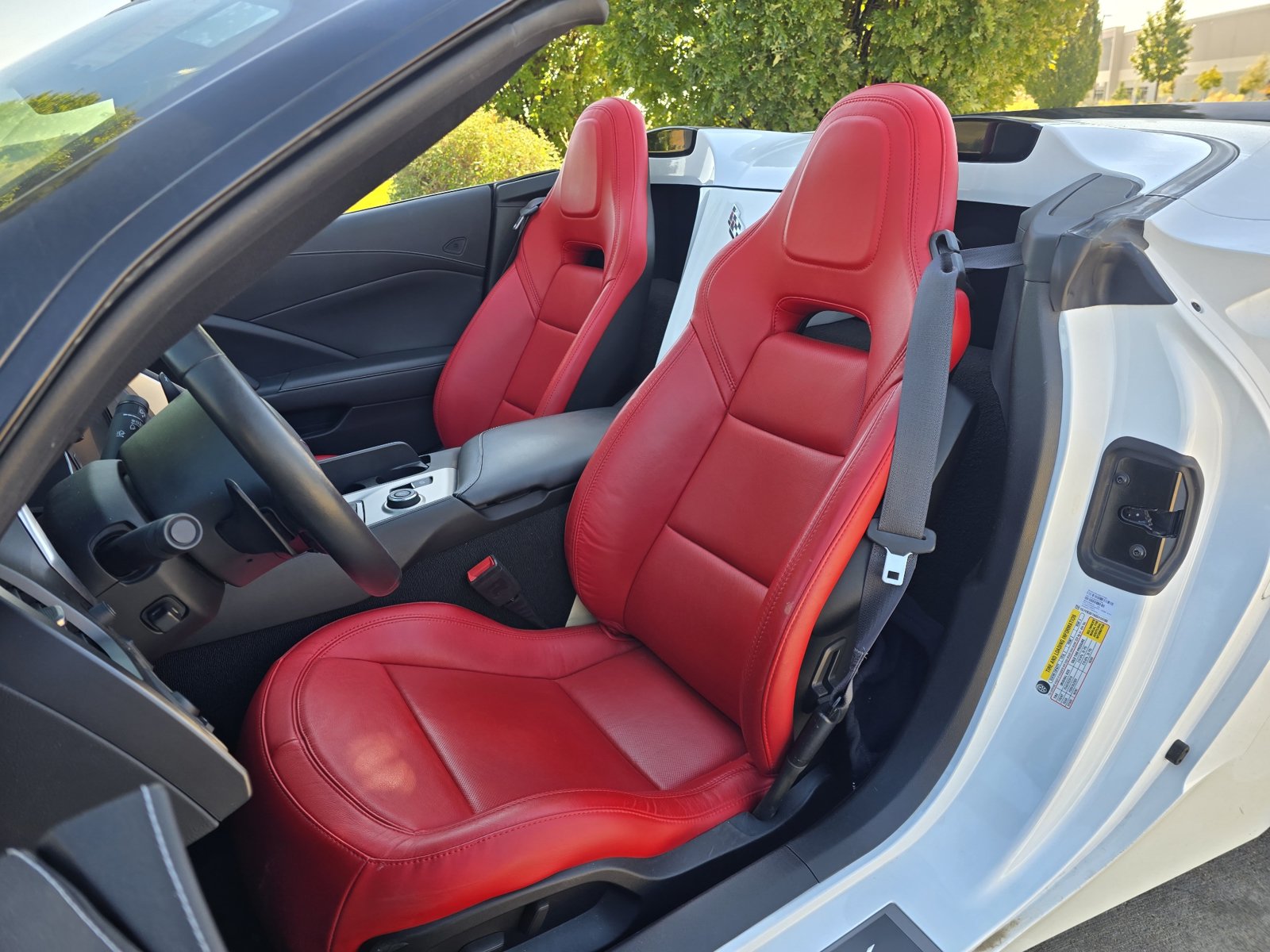 Used 2016 Chevrolet Corvette Stingray Convertible w/ Battery Protection Package RWD image 17