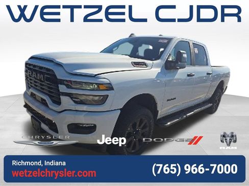 Used 2025 RAM 2500 Big Horn AWD/4WD image 1