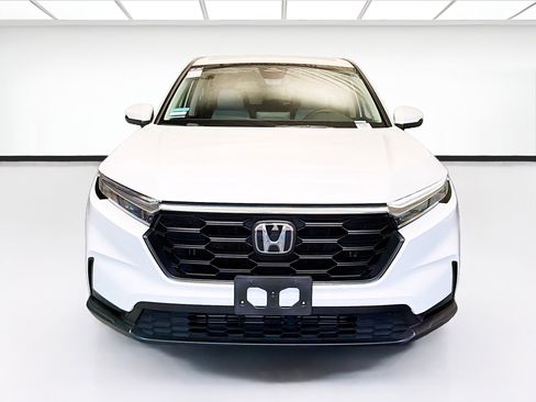 Used 2025 Honda CR-V LX image 2