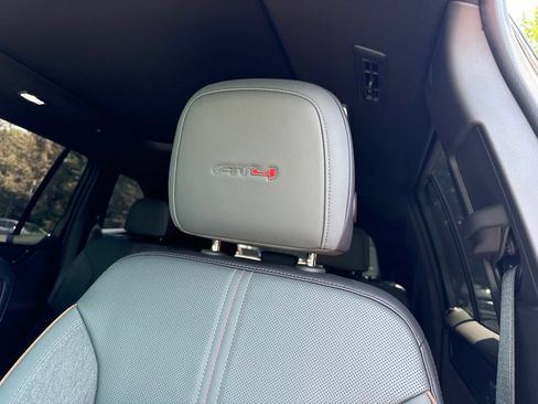 Used 2025 GMC Acadia AT4 w/ Super Cruise Package AWD/4WD image 14