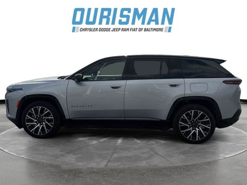 Used 2025 Jeep Wagoneer S Limited AWD/4WD image 3