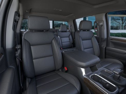 New 2026 GMC Sierra 1500 SLT image 17