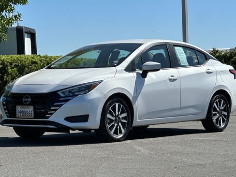 Certified 2025 Nissan Versa SV FWD image 8
