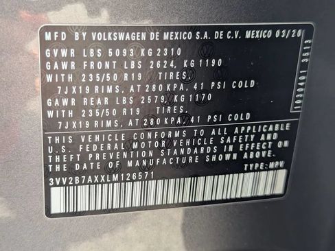 Used 2020 Volkswagen Tiguan SEL AWD/4WD image 29