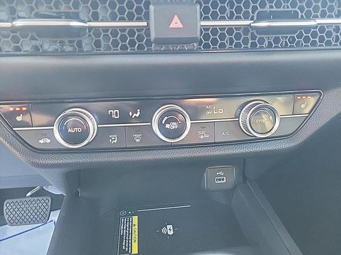 Used 2024 Honda HR-V EX-L image 13