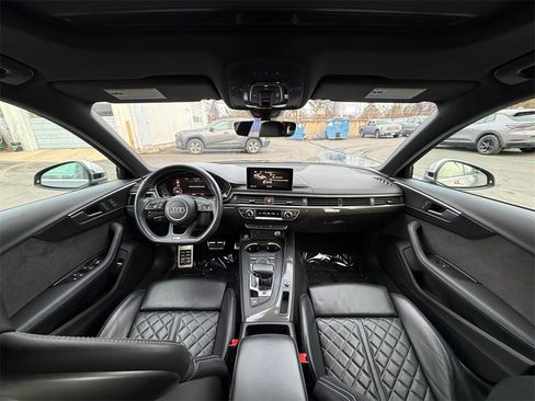Used 2019 Audi S4 Premium Plus w/ Premium Plus Package image 23