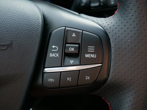 Used 2025 Ford Escape ST-Line image 30